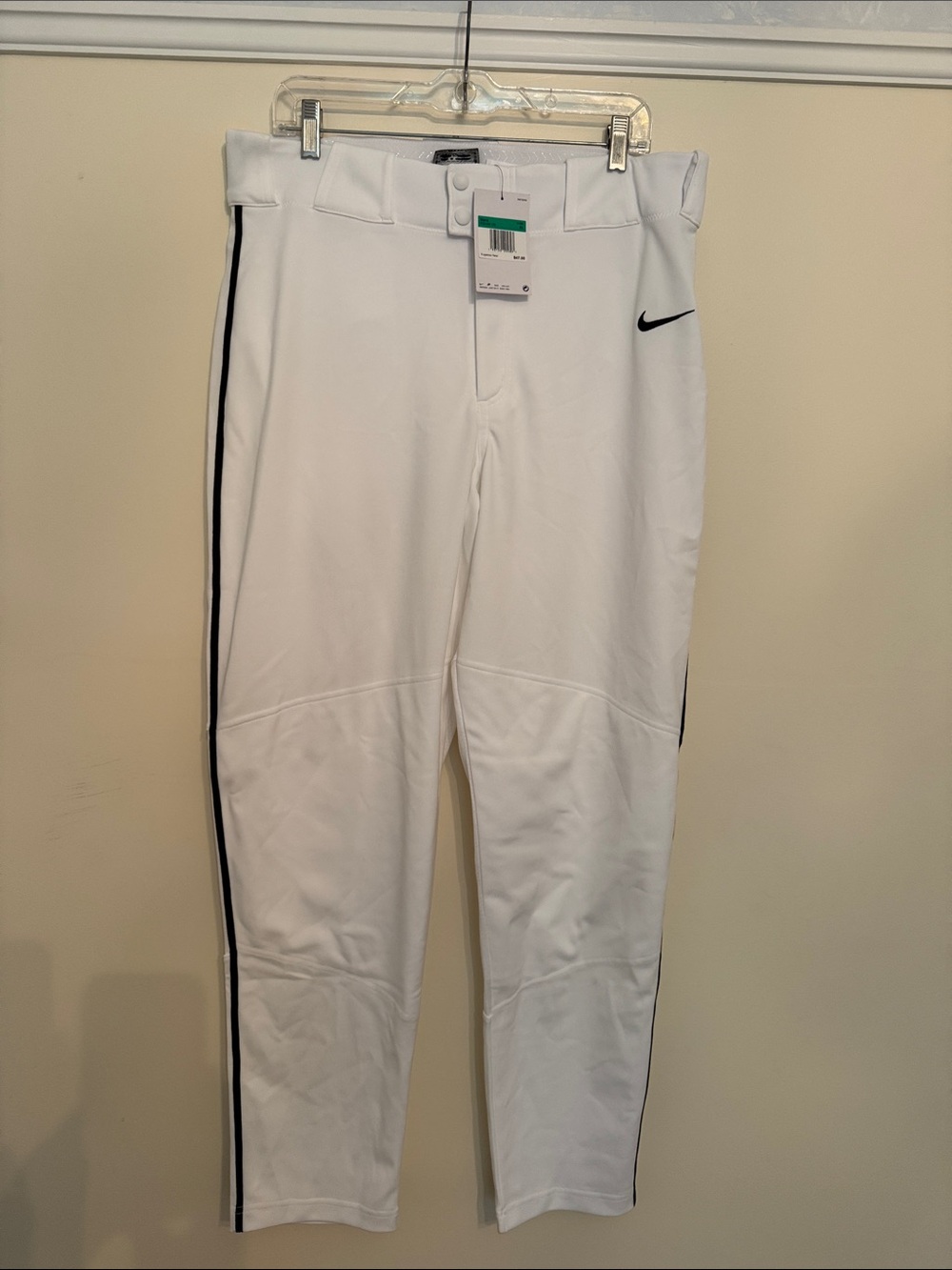 Nike Men’s White Baseball Pants with Black Side Stripe